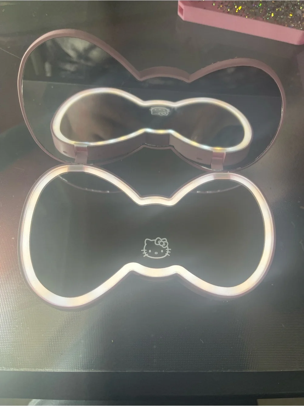 π Hello Kitty Bling LED Compact Mirror π - Picture 4 of 5